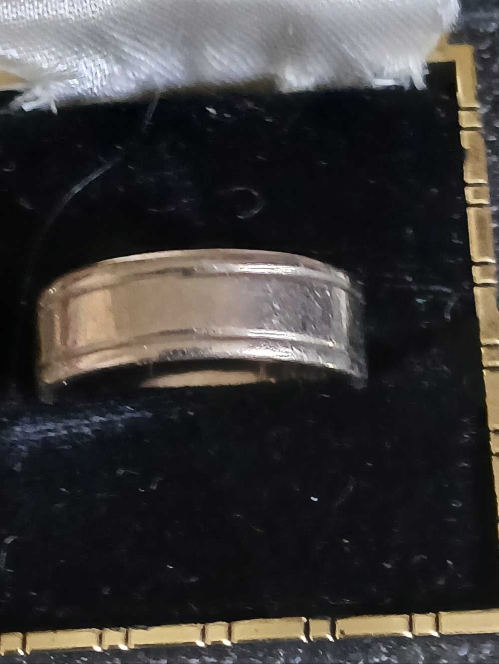 2 Band Rings - Picture 2 of 4